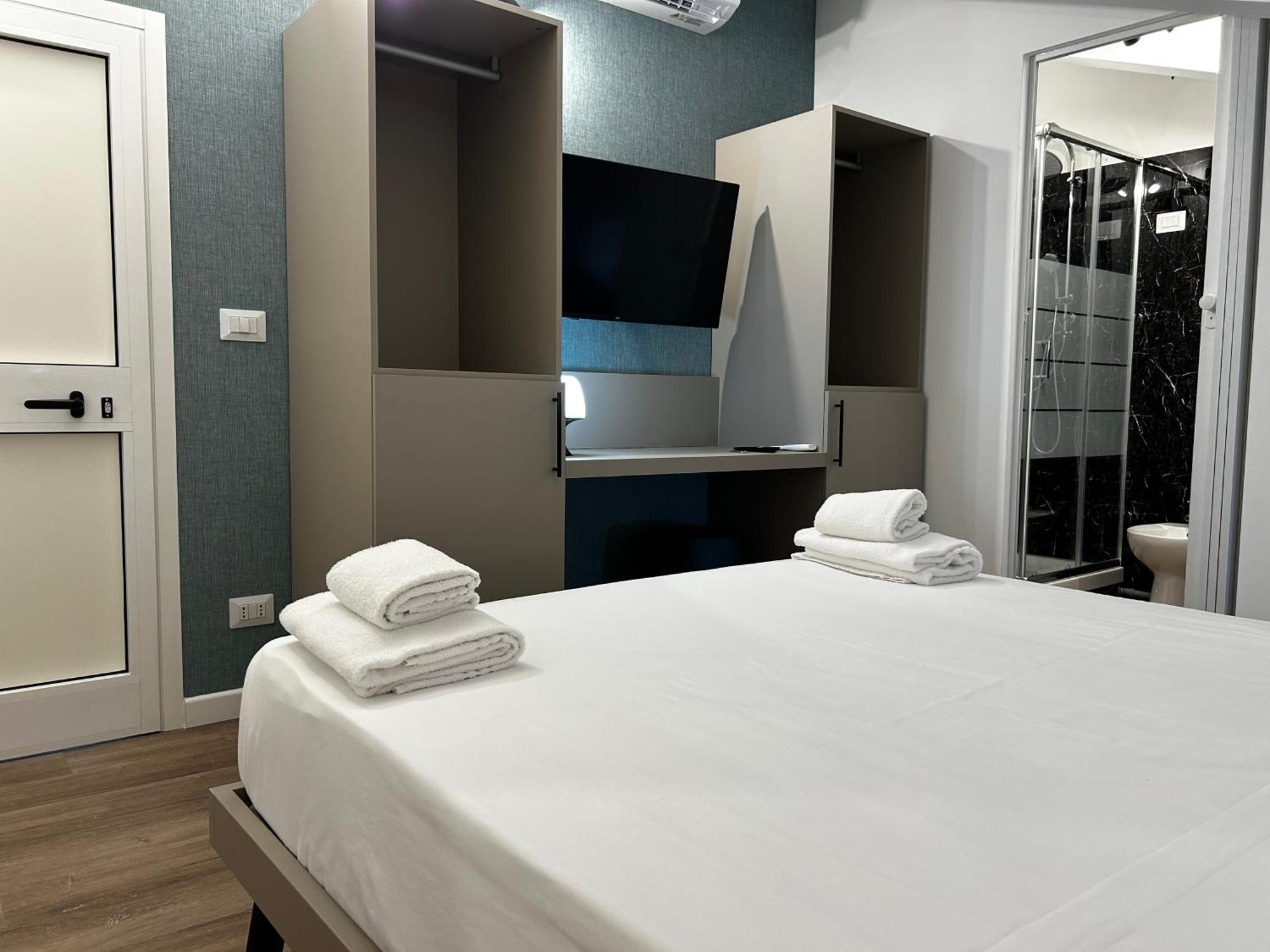 Catullo Lounge And Rooms Near The Airport Caselle  Exteriör bild